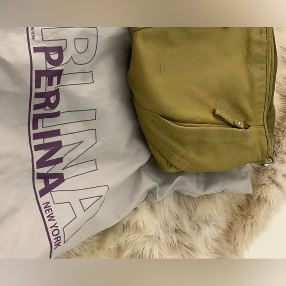 Perlina hobo bag in easy-carry design - Picture 9 of 9